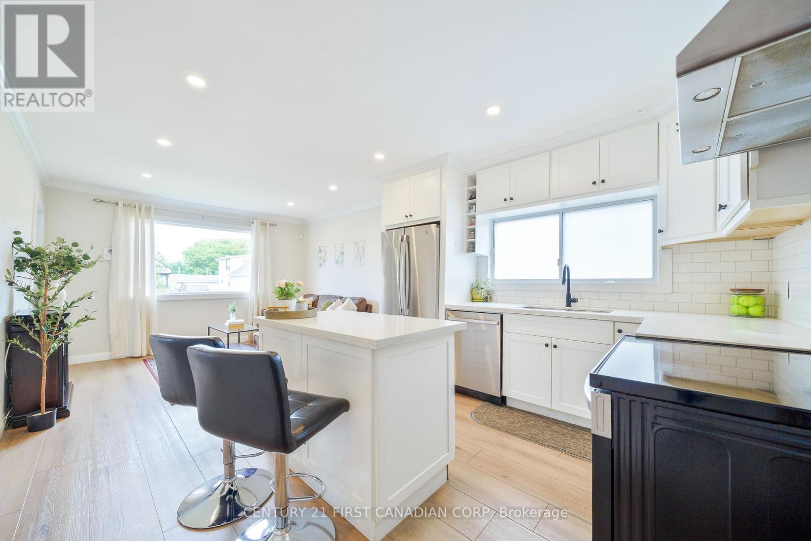 79 Hume Street, London East (East M), Ontario  N5Z 2P1 - Photo 10 - X12409058