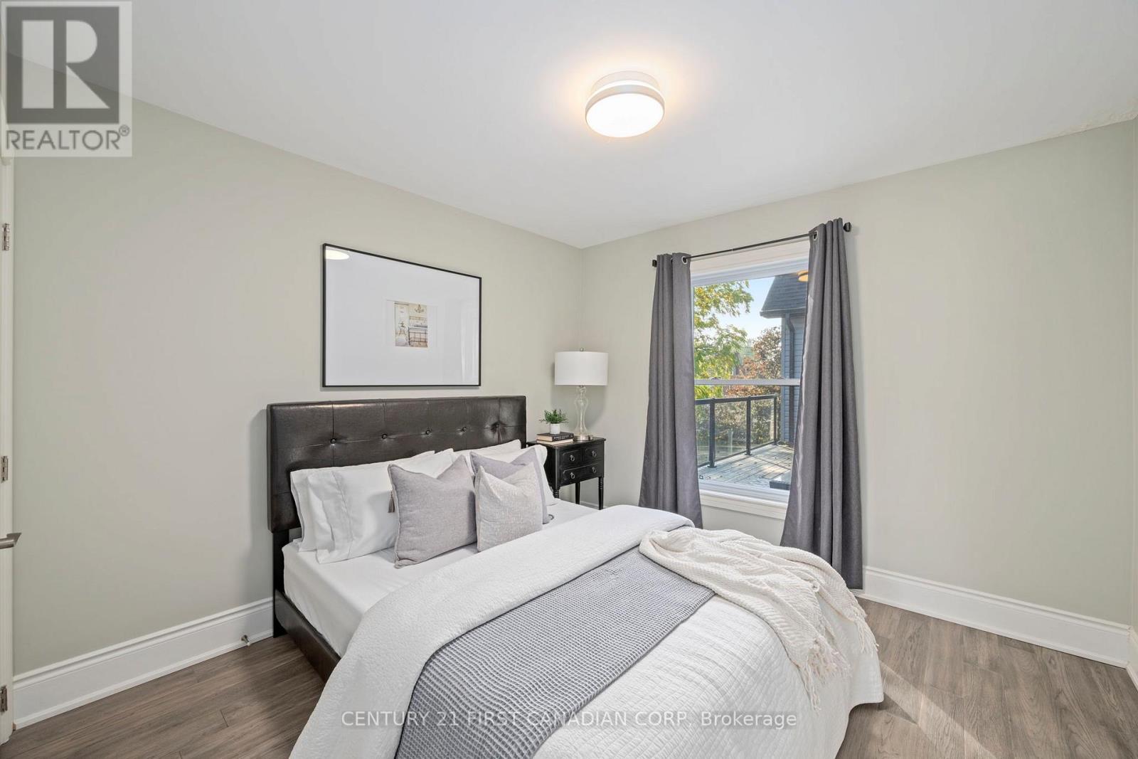 239 Tecumseh Avenue E, London South, Ontario  N6C 1S7 - Photo 19 - X12409070