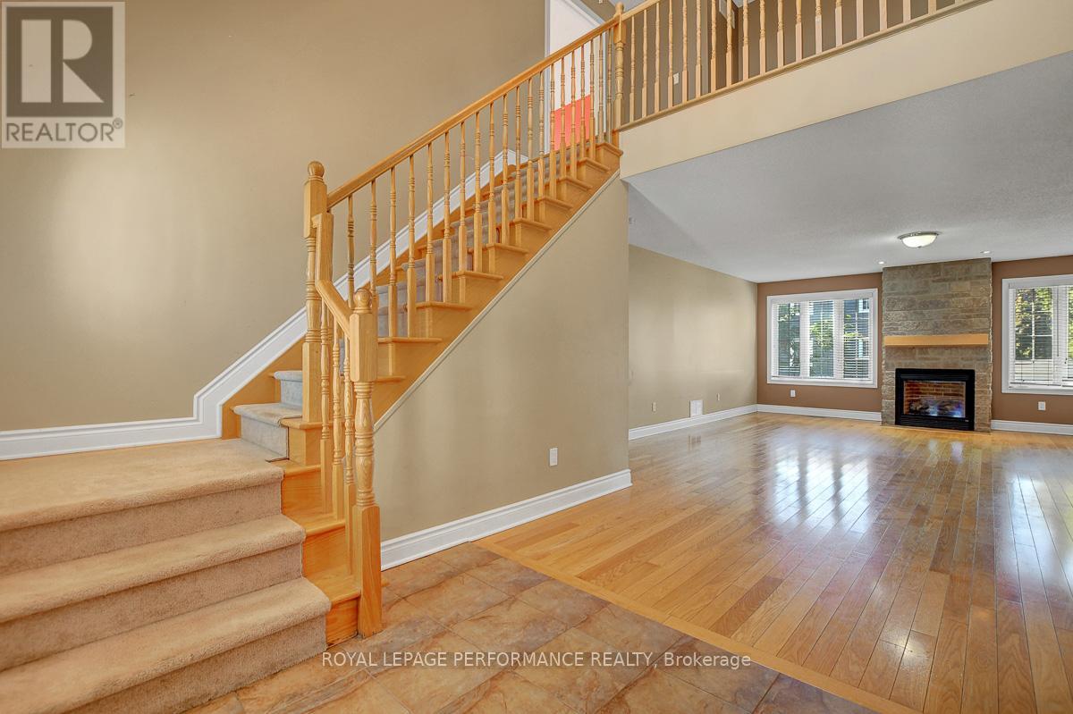 16 Settlement Lane, Russell, Ontario  K4R 0A4 - Photo 6 - X12408960