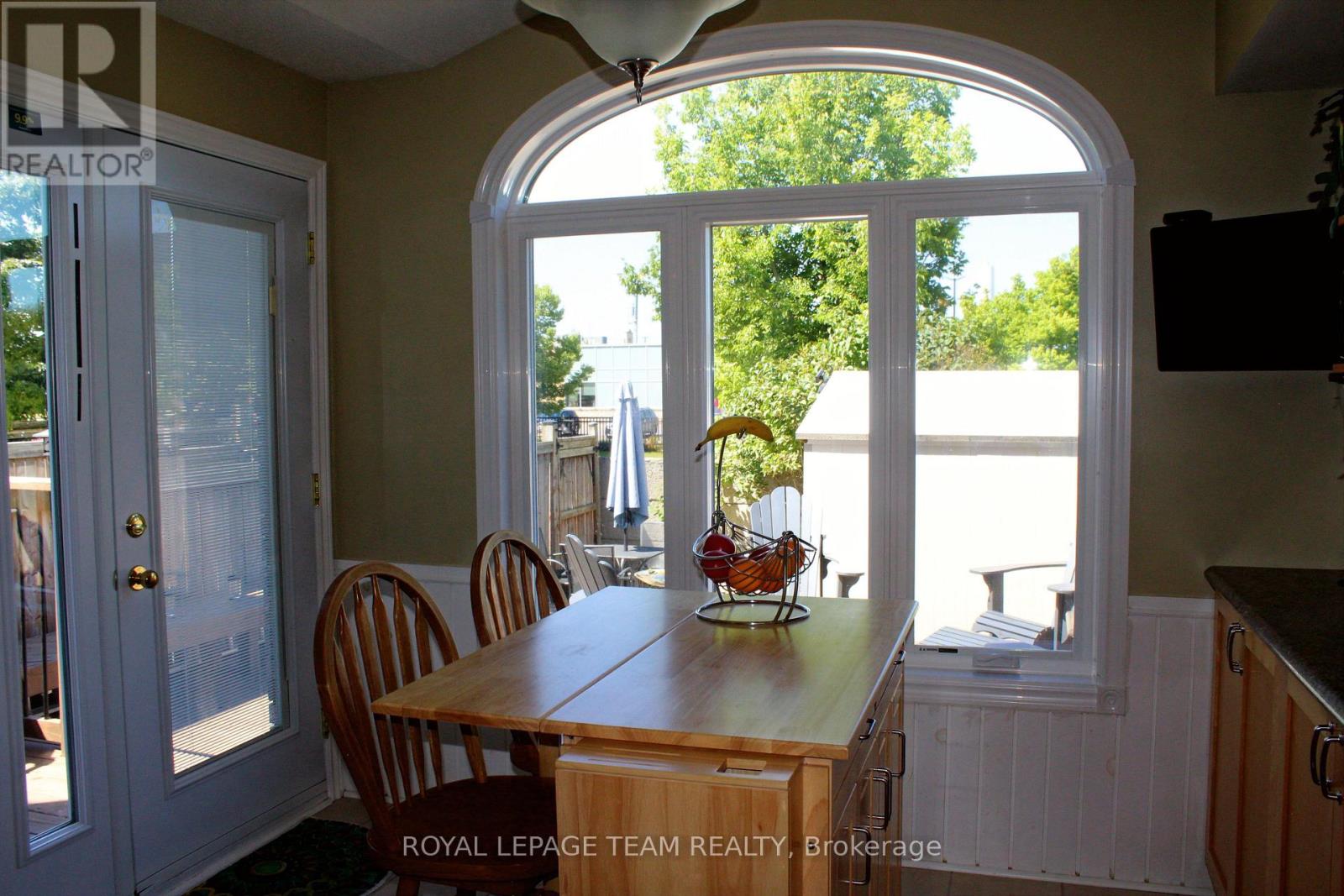 19 Locheland Crescent, Ottawa, Ontario  K2G 6H2 - Photo 19 - X12409009