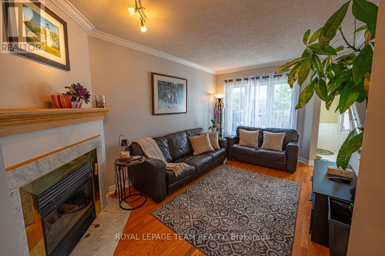 19 Locheland Crescent, Ottawa, Ontario  K2G 6H2 - Photo 23 - X12409009