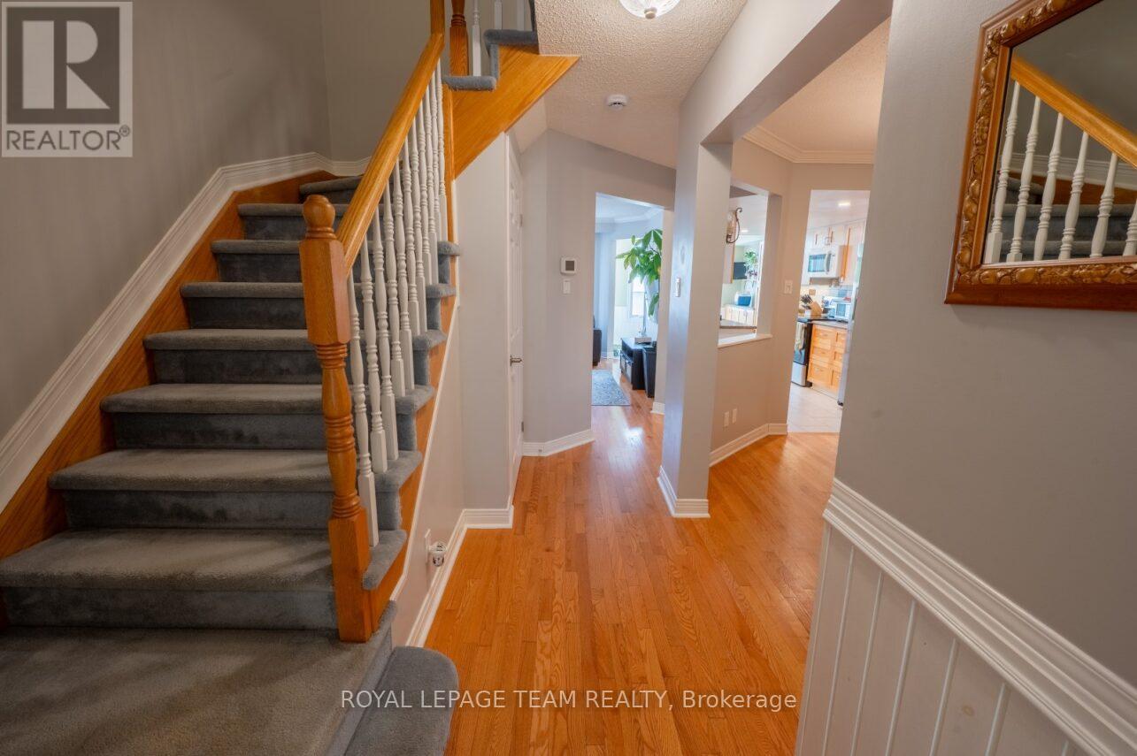 19 Locheland Crescent, Ottawa, Ontario  K2G 6H2 - Photo 24 - X12409009
