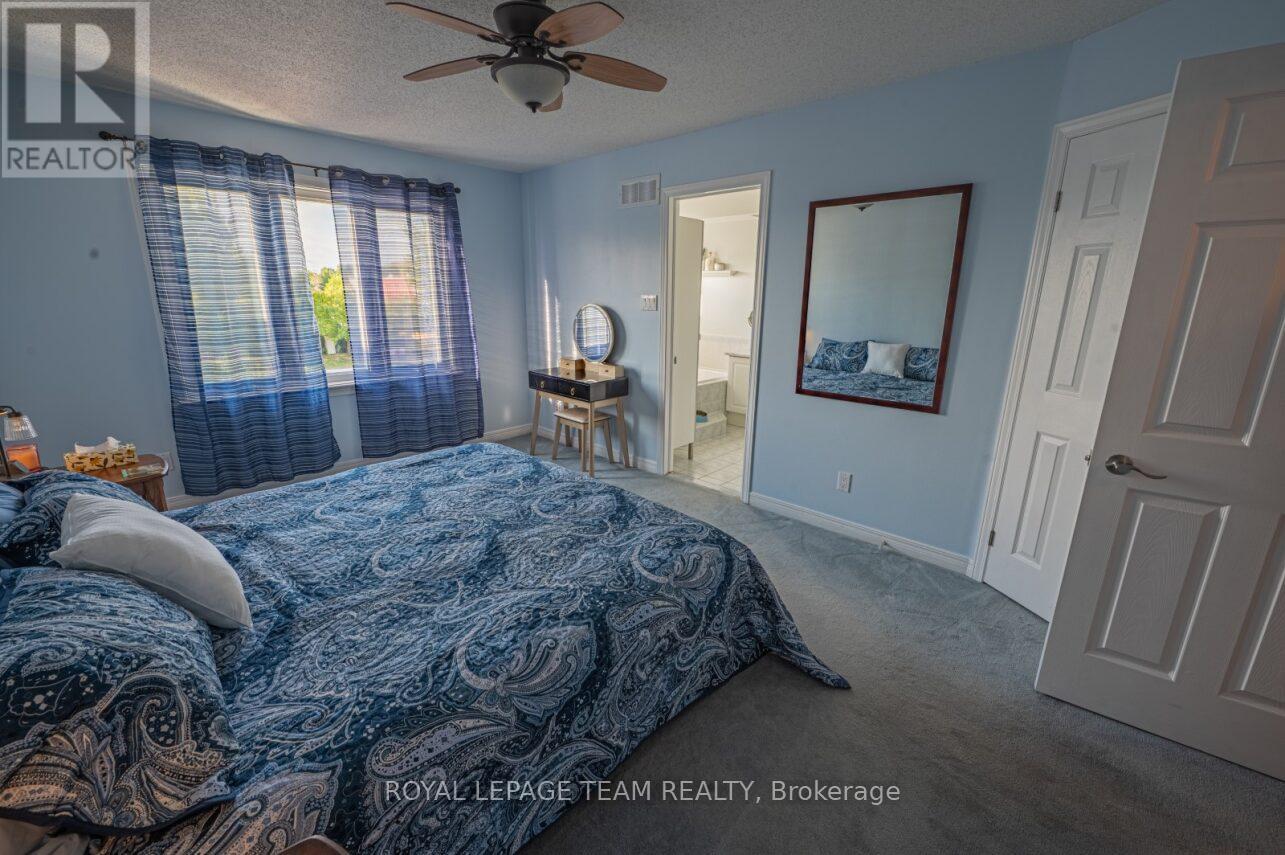 19 Locheland Crescent, Ottawa, Ontario  K2G 6H2 - Photo 26 - X12409009