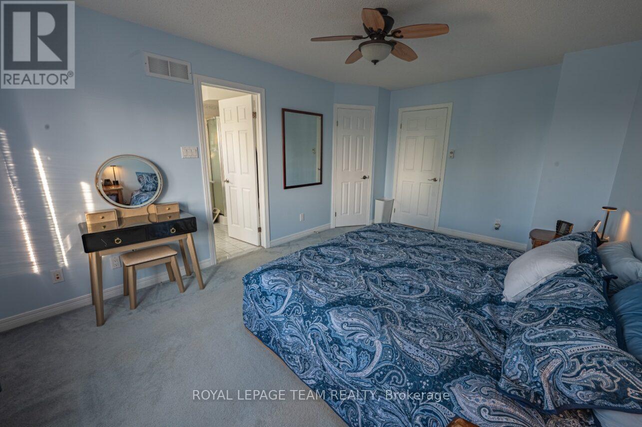 19 Locheland Crescent, Ottawa, Ontario  K2G 6H2 - Photo 27 - X12409009