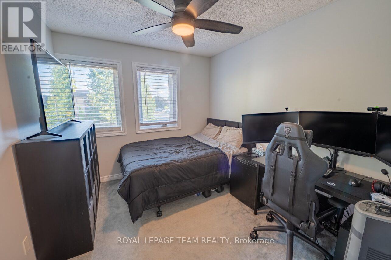 19 Locheland Crescent, Ottawa, Ontario  K2G 6H2 - Photo 35 - X12409009