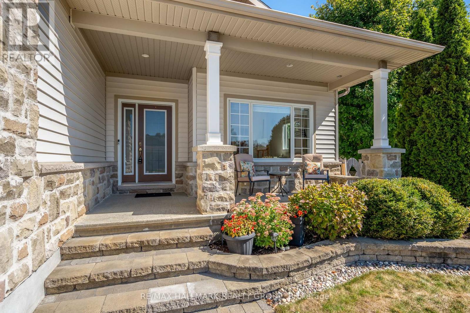 140 Peckett Drive, Carleton Place, Ontario  K7C 4V3 - Photo 3 - X12409091