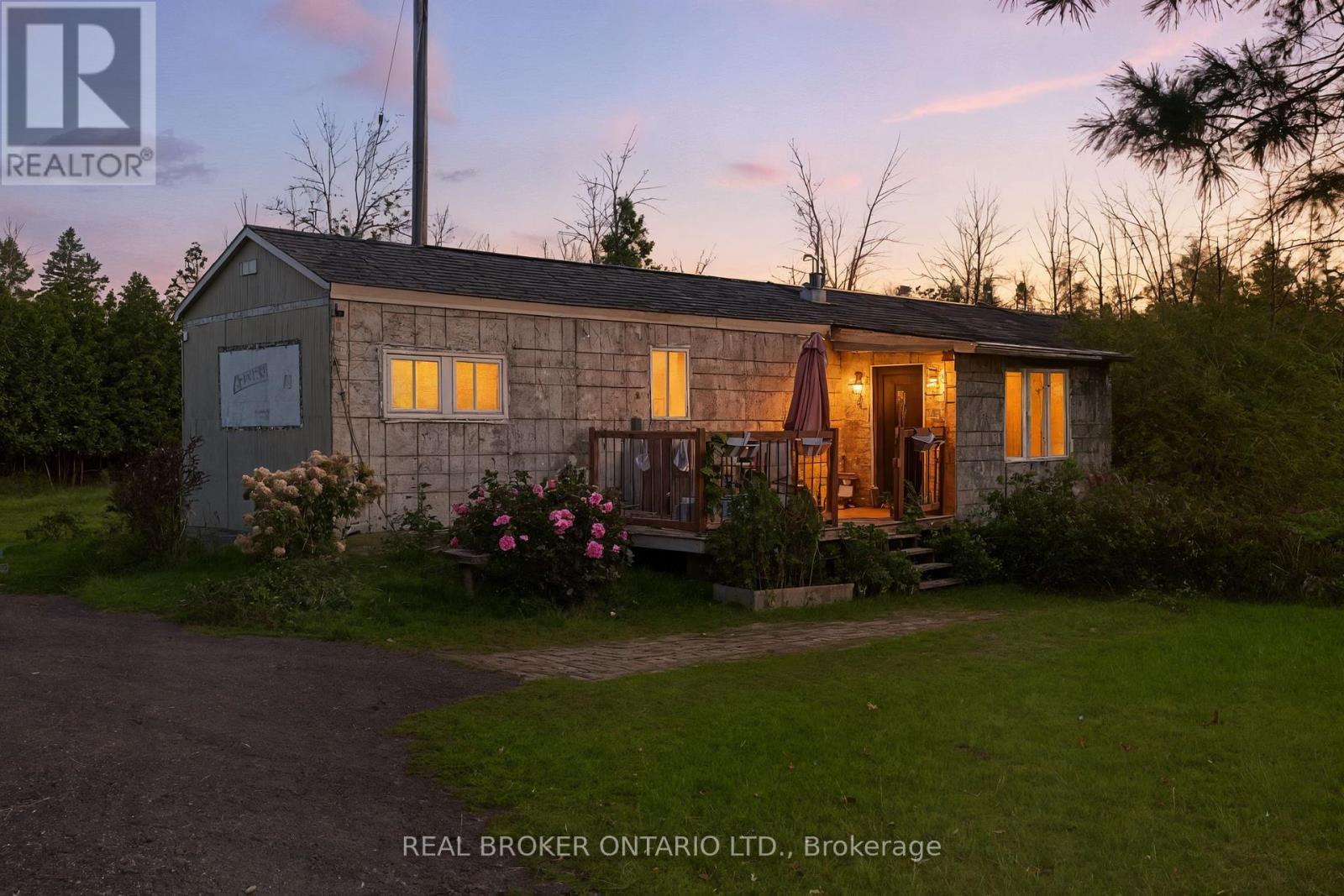 1011 WHITNEY ROAD, North Grenville, Ontario