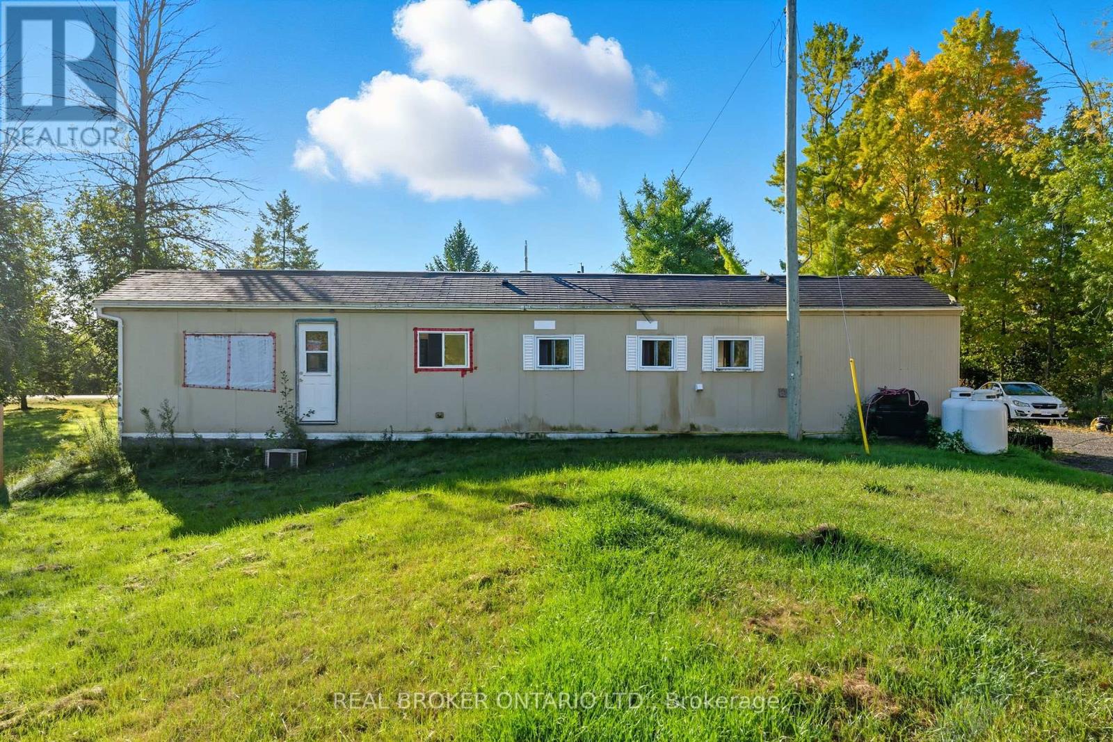 1011 Whitney Road, North Grenville, Ontario  K0G 1J0 - Photo 20 - X12409114