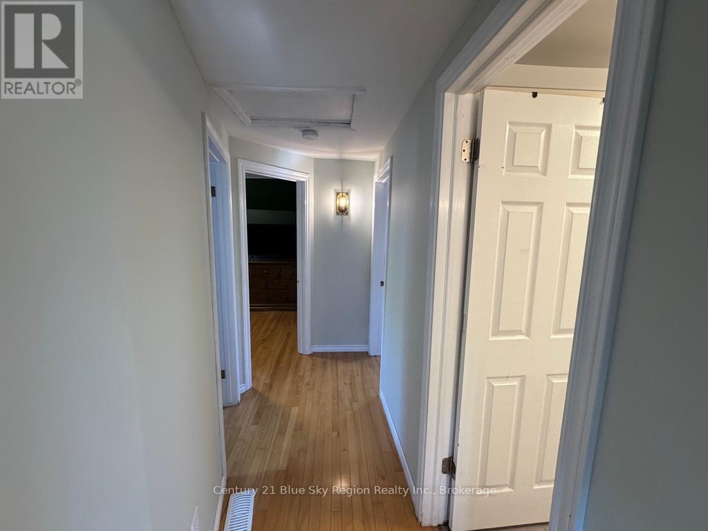 140 Fifth Avenue W, North Bay, Ontario  P1B 3N5 - Photo 15 - X12409022