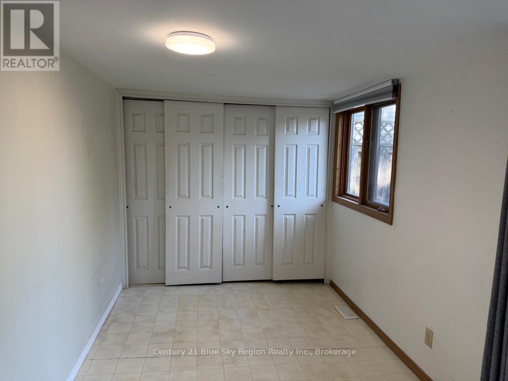 140 Fifth Avenue W, North Bay, Ontario  P1B 3N5 - Photo 6 - X12409022