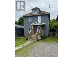 136 SECOND AVENUE E, North Bay, Ontario