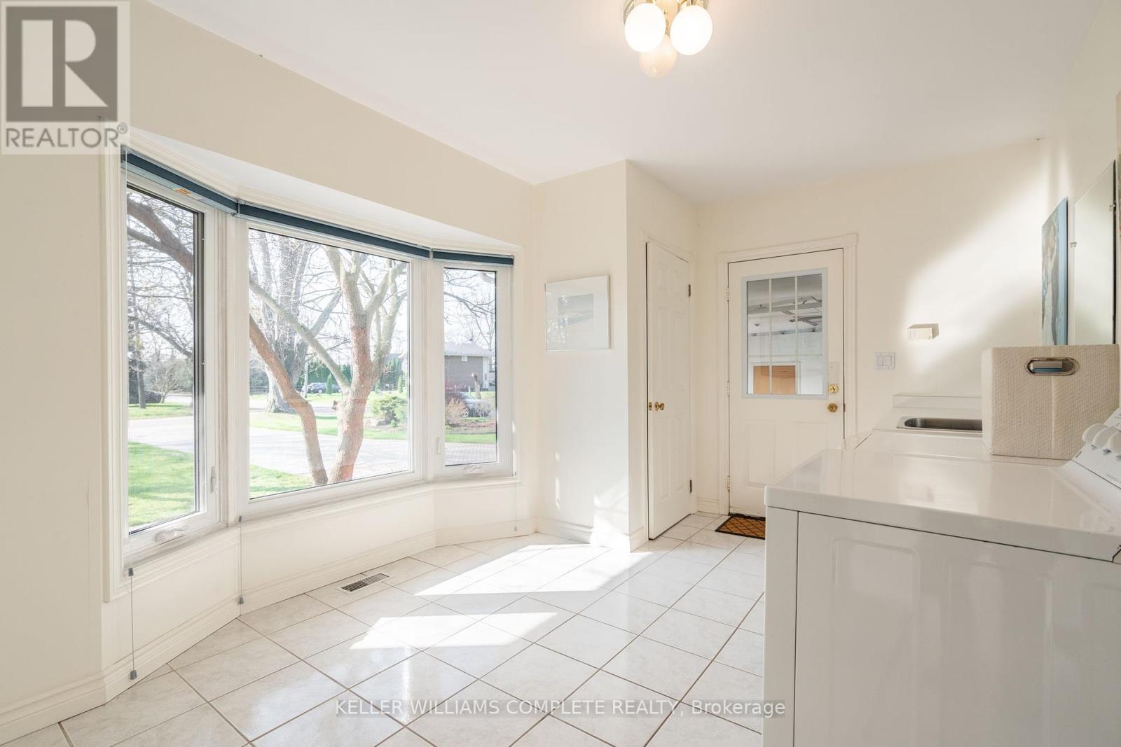 50 Henley Drive, St. Catharines, Ontario  L2N 4A9 - Photo 18 - X12409106