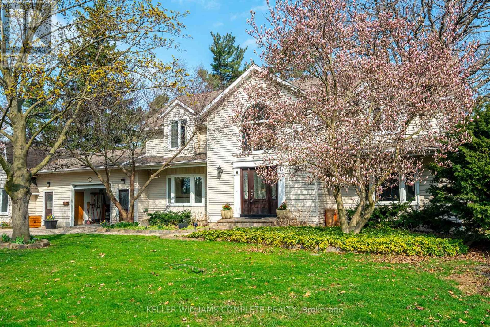 50 Henley Drive, St. Catharines, Ontario  L2N 4A9 - Photo 6 - X12409106