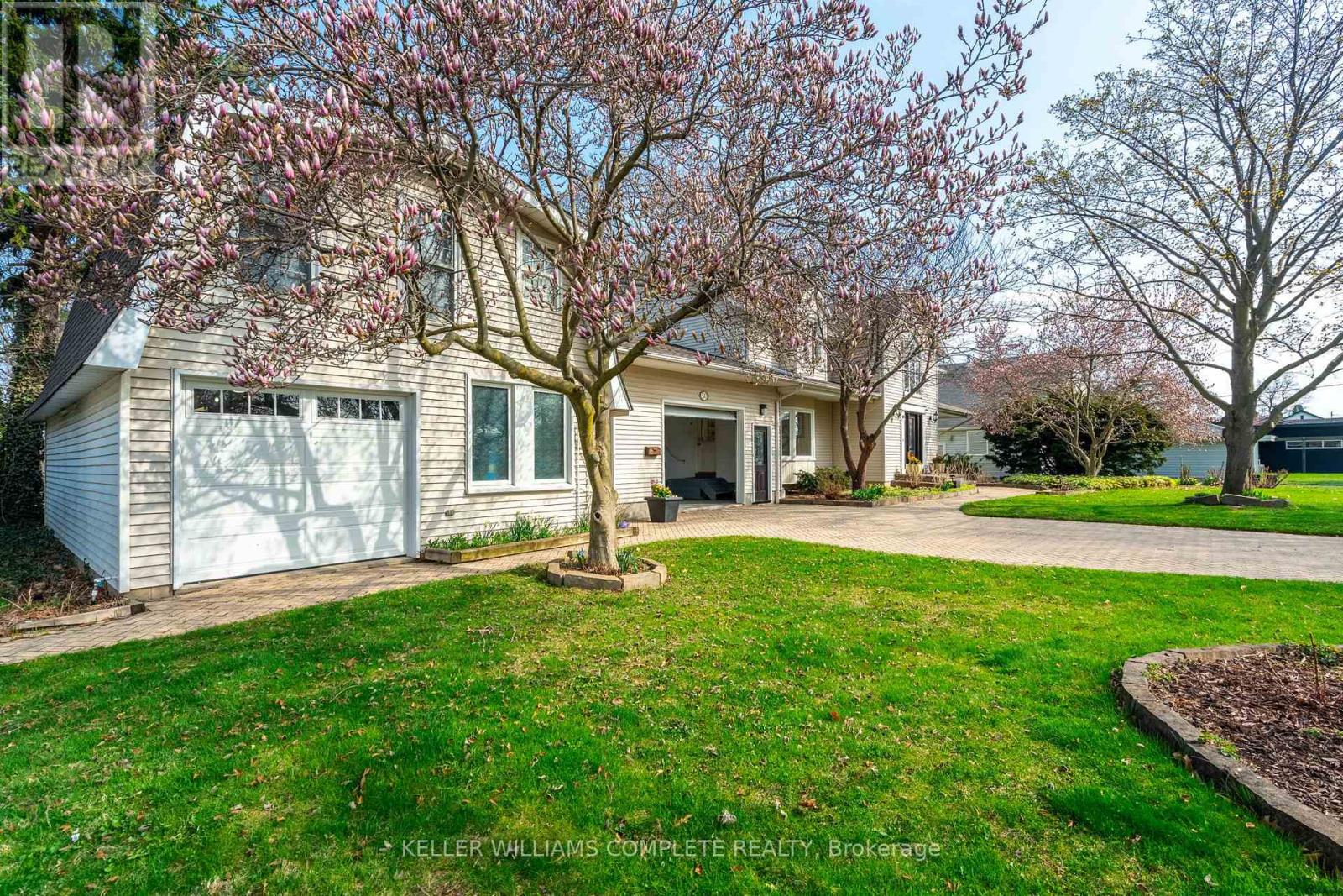 50 Henley Drive, St. Catharines, Ontario  L2N 4A9 - Photo 7 - X12409106