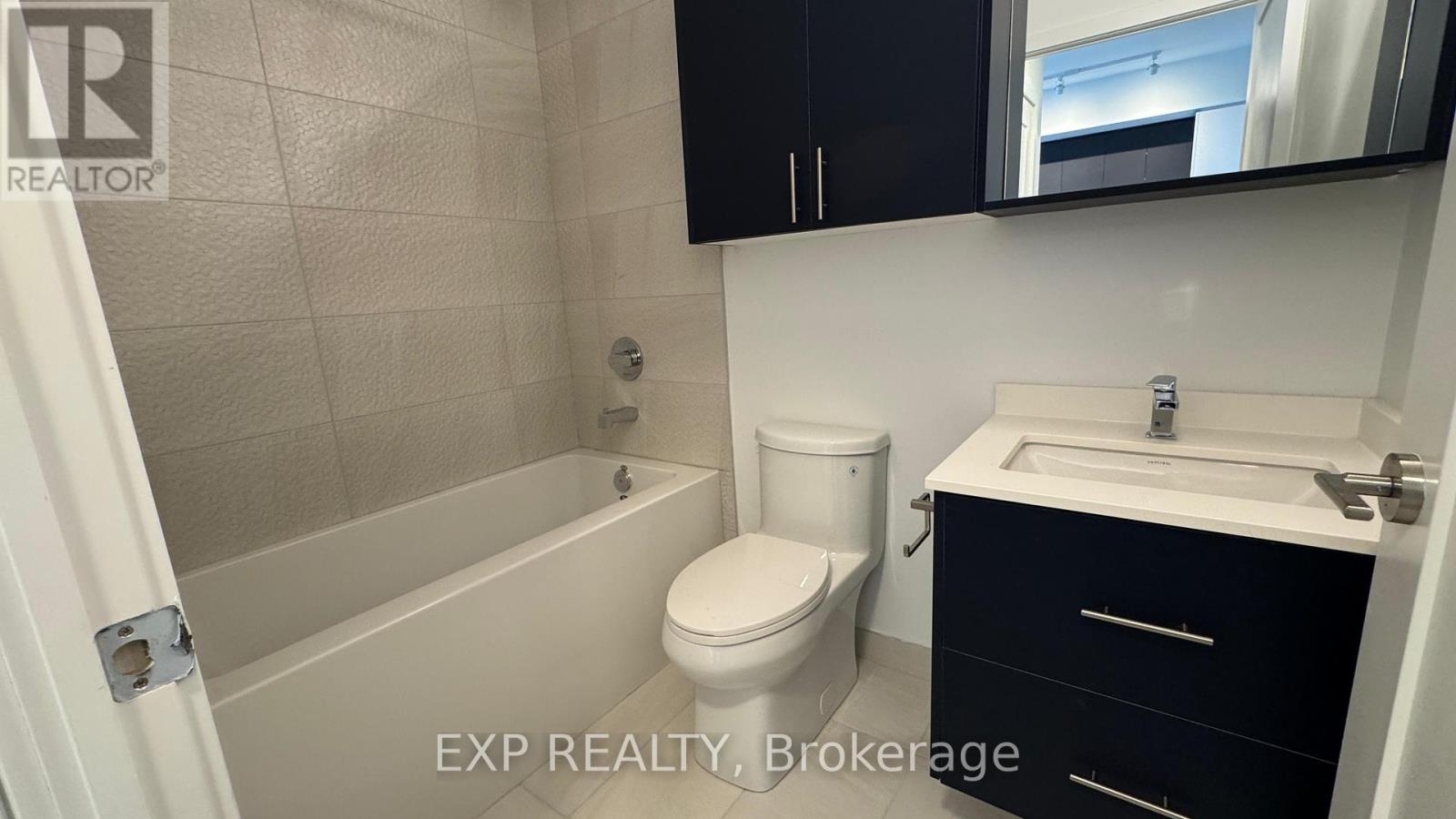 3204 - 5105 Hurontario Street, Mississauga, Ontario  L4Z 0C9 - Photo 15 - W12392568