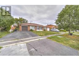 45 Greyhound Drive, Toronto (Bayview Woods-Steeles), Ca
