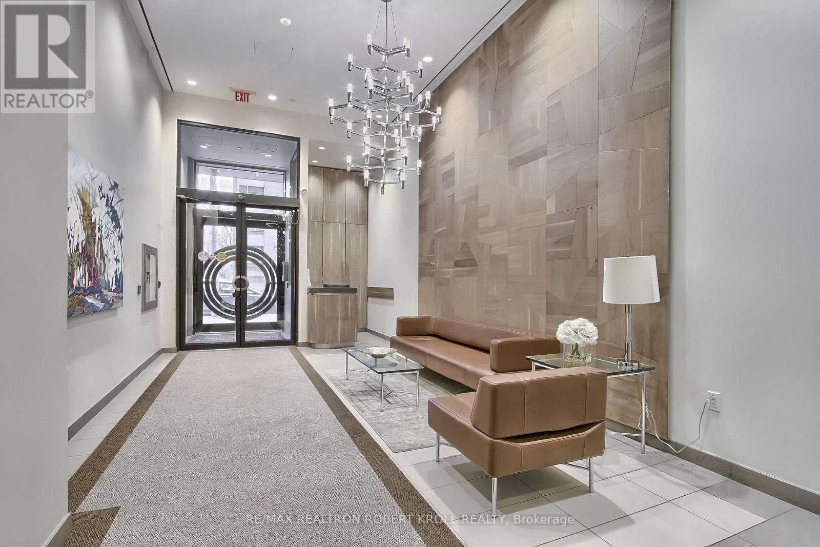 406 - 55a Avenue Road, Toronto, Ontario  M5R 2G3 - Photo 3 - C12408860