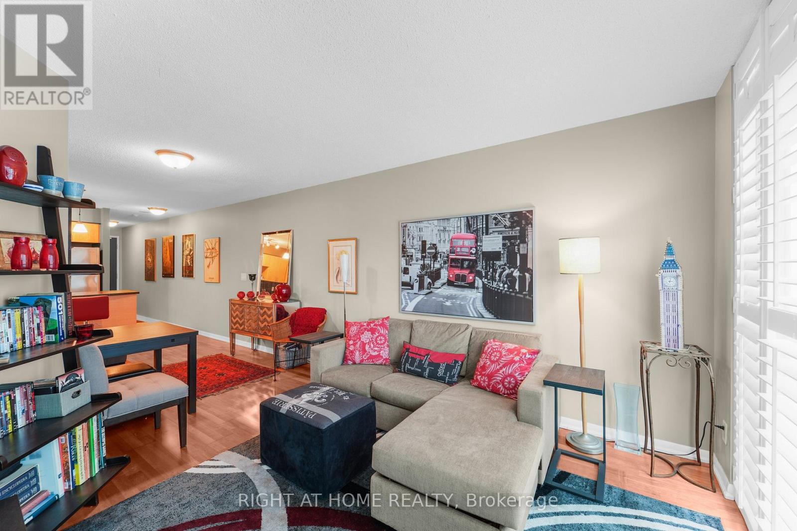 2315 - 18 Yonge Street, Toronto, Ontario  M5E 1Z8 - Photo 12 - C12408864