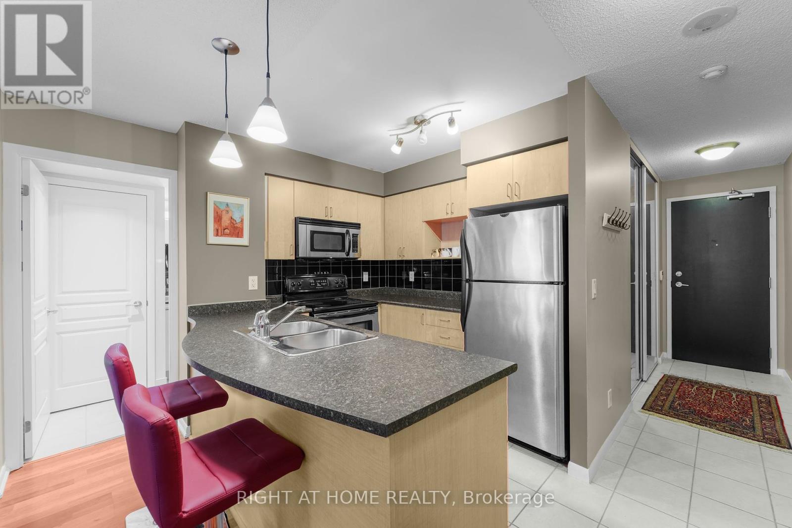 2315 - 18 Yonge Street, Toronto, Ontario  M5E 1Z8 - Photo 15 - C12408864