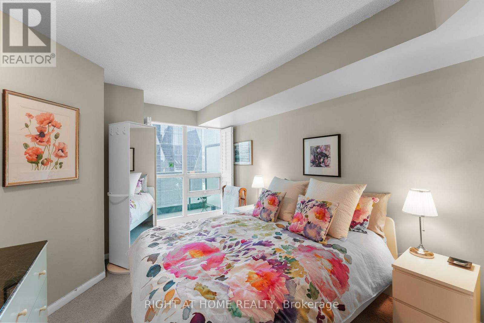 2315 - 18 Yonge Street, Toronto, Ontario  M5E 1Z8 - Photo 17 - C12408864