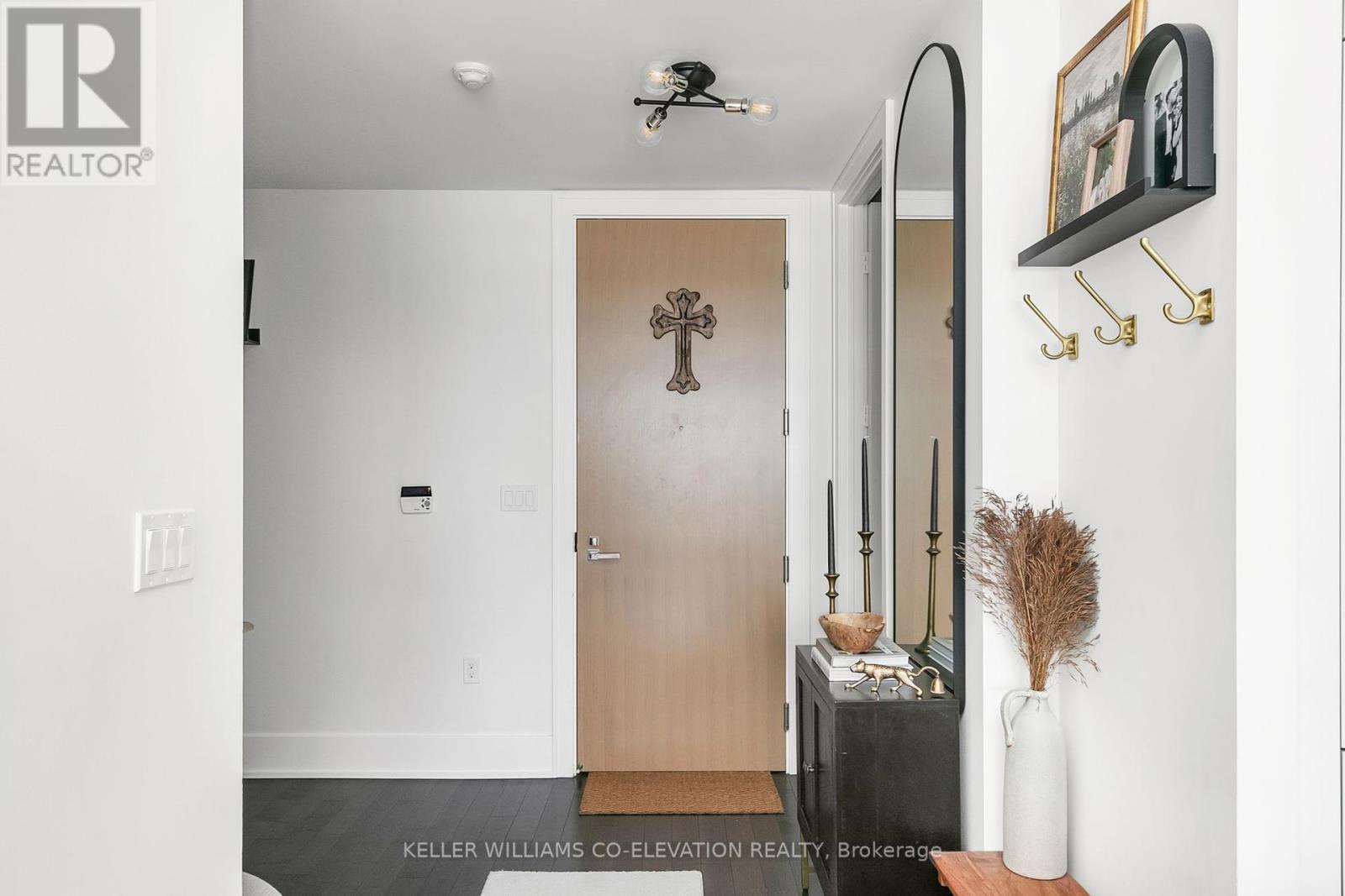 835 - 39 Queens Quay E, Toronto, Ontario  M5E 0A5 - Photo 5 - C12408870