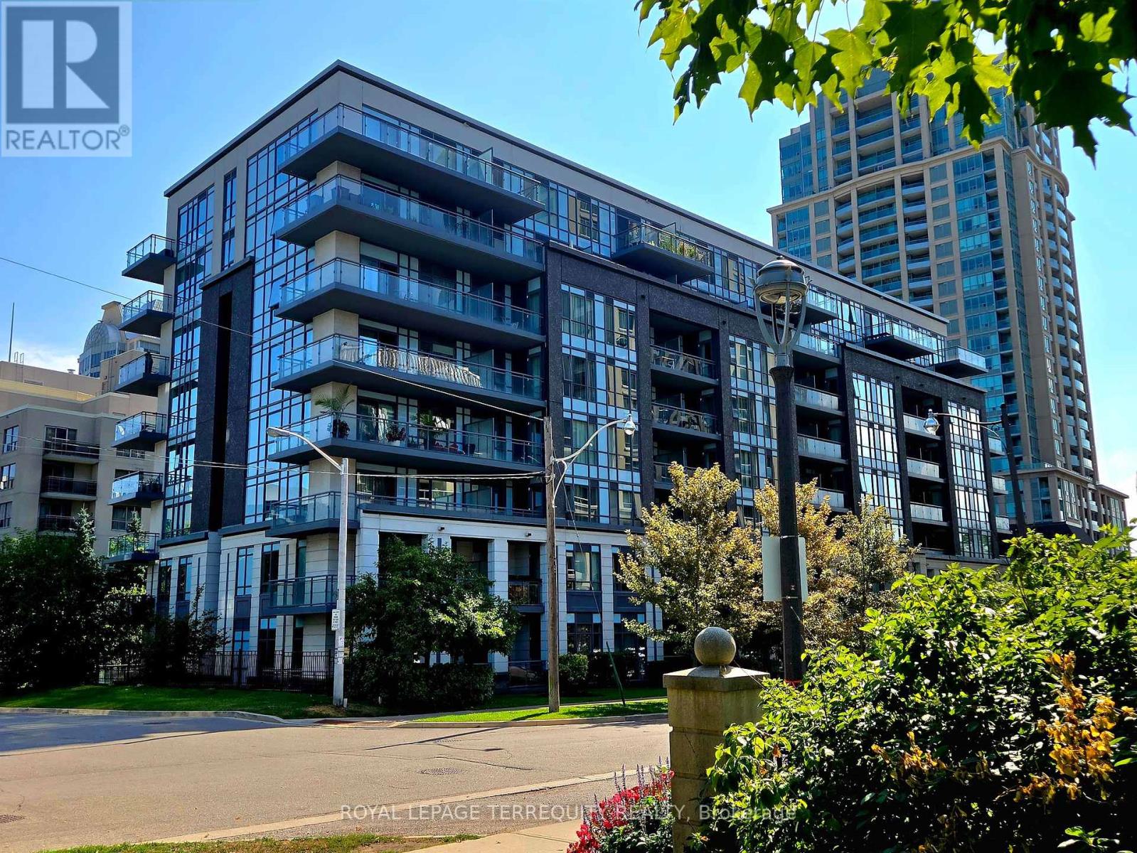 601 - 17 KENASTON GARDENS, Toronto, Ontario