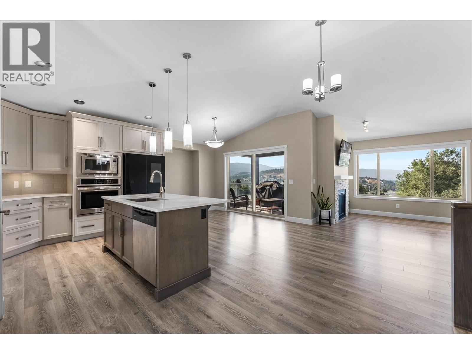 1342 Shaunna Road Unit# 5, Kelowna, British Columbia  V1P 1P8 - Photo 4 - 10362966