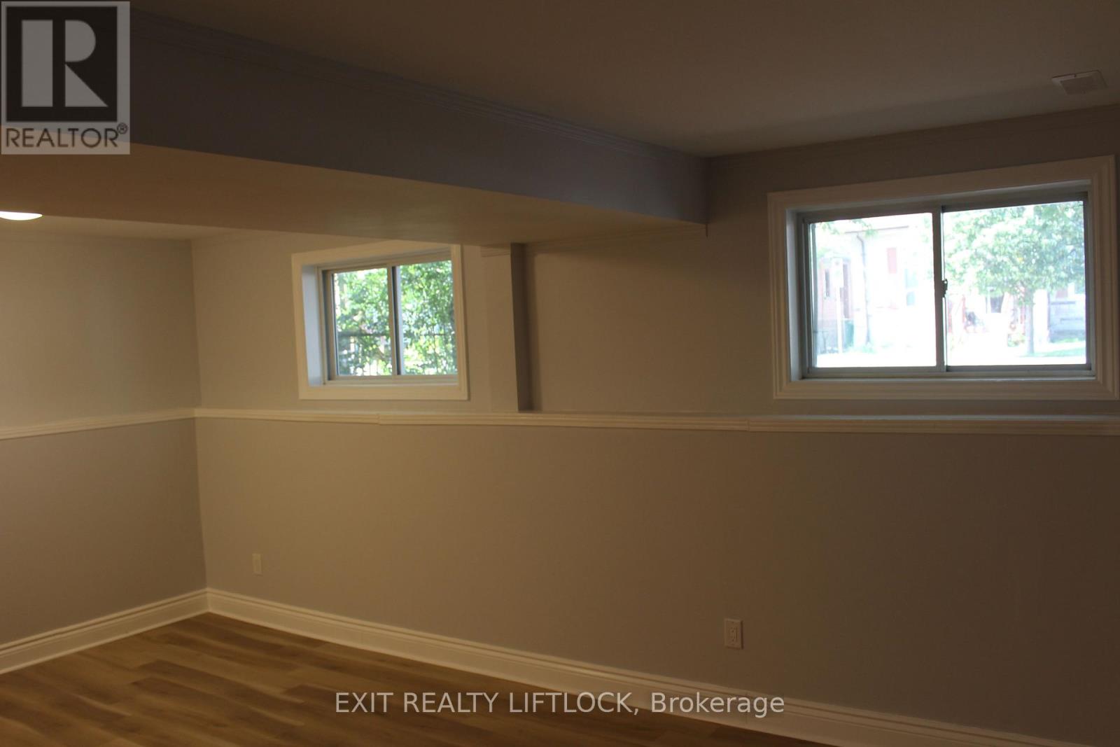 166 Stewart Street, Peterborough, Ontario  K9J 3M5 - Photo 13 - X12408920