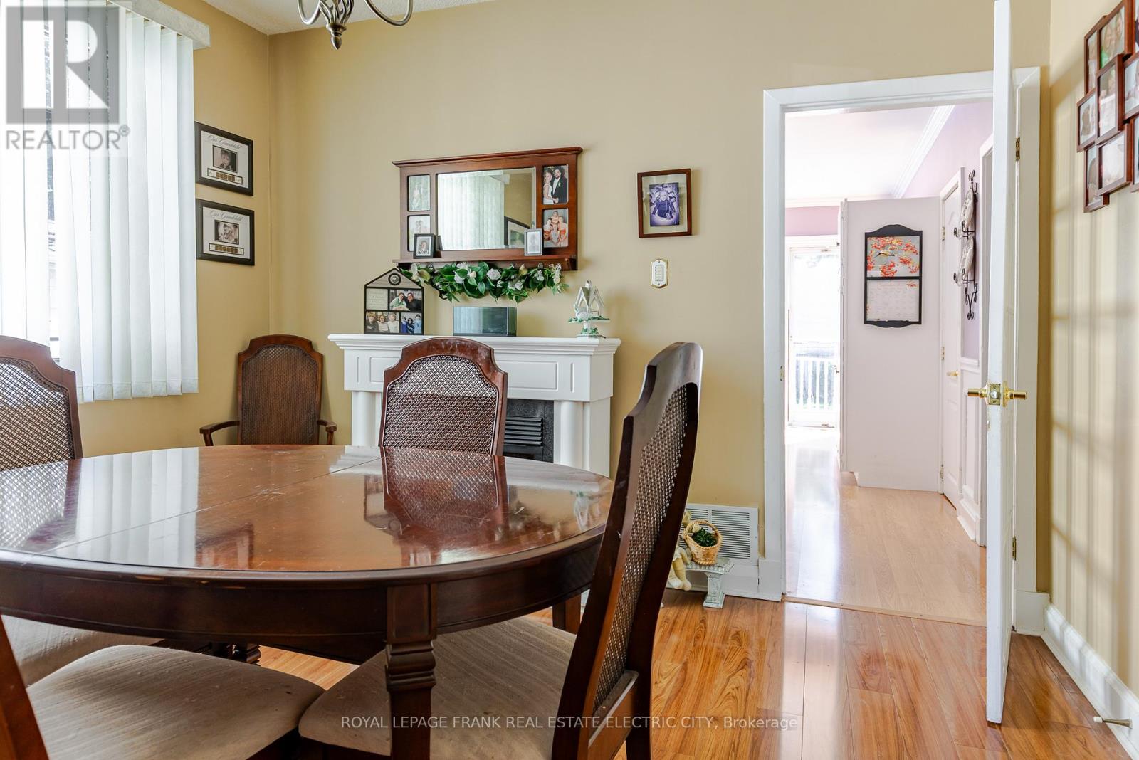 287 Mcgill Street, Peterborough, Ontario  K9J 1W4 - Photo 14 - X12409049