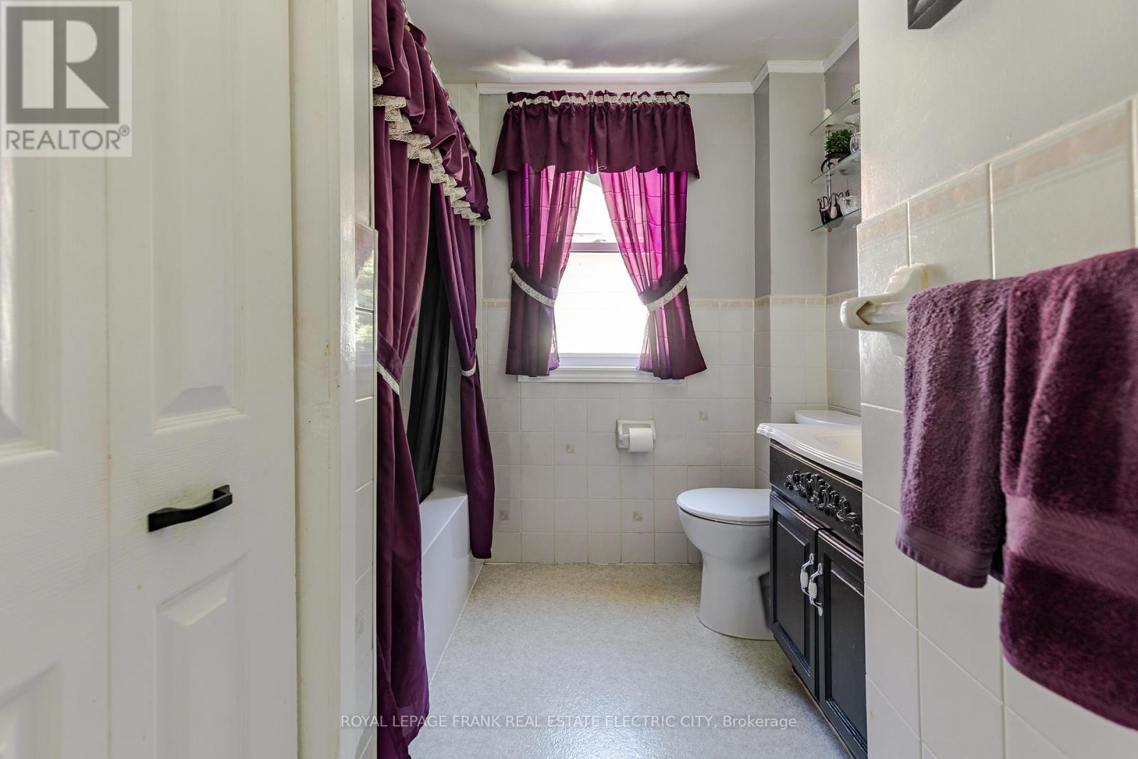 287 Mcgill Street, Peterborough, Ontario  K9J 1W4 - Photo 30 - X12409049