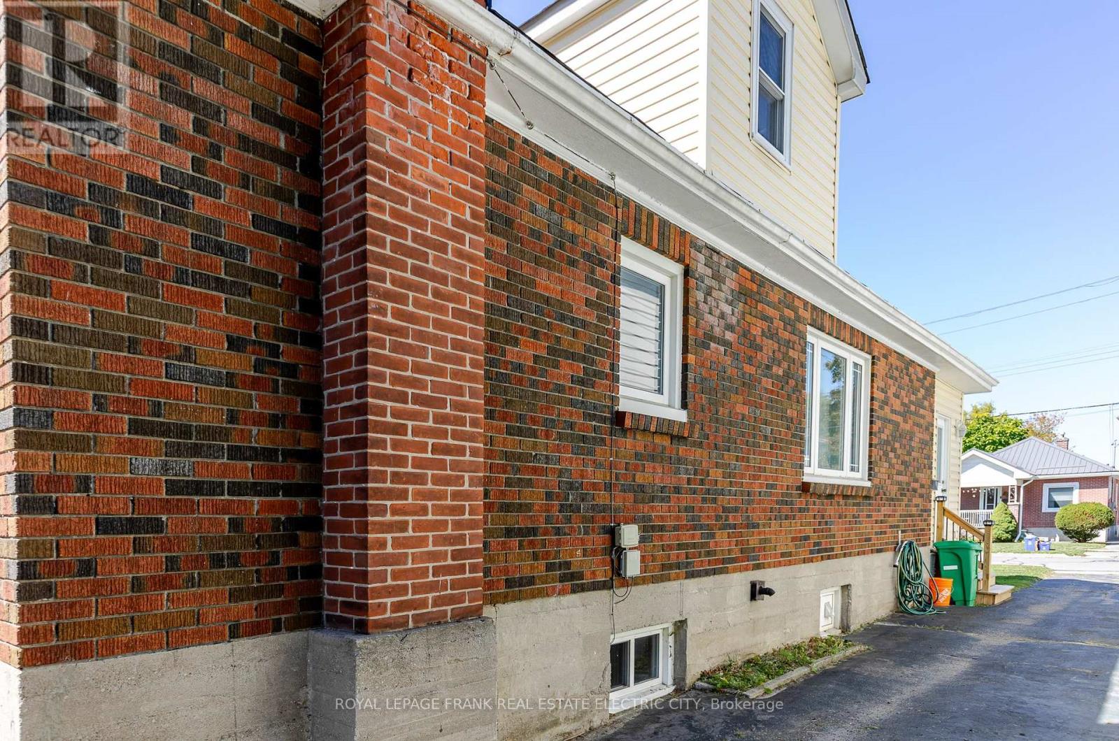 287 Mcgill Street, Peterborough, Ontario  K9J 1W4 - Photo 44 - X12409049