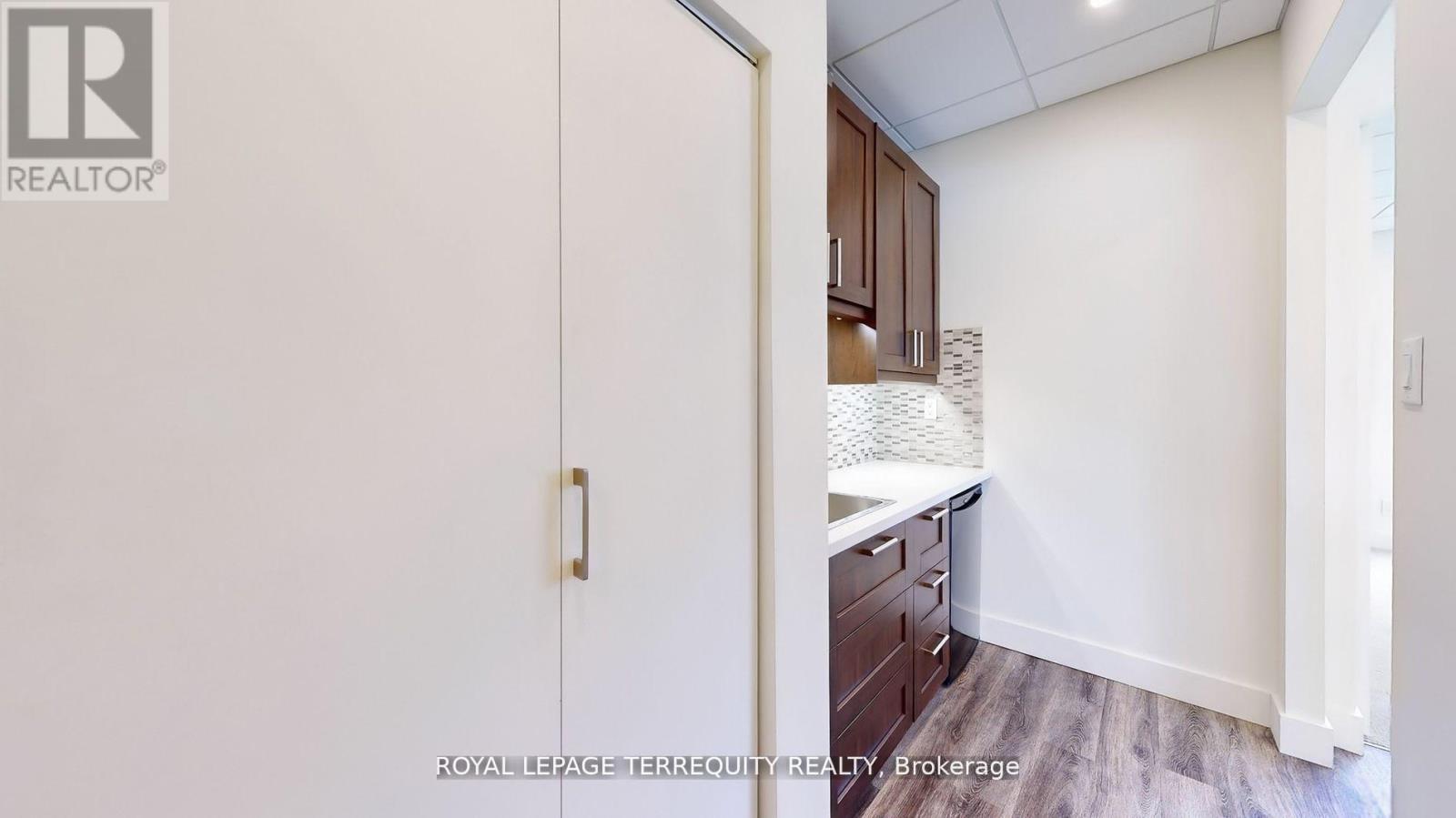 21 - 95 West Beaver Creek Road, Richmond Hill, Ontario  L4B 1H2 - Photo 14 - N12408800