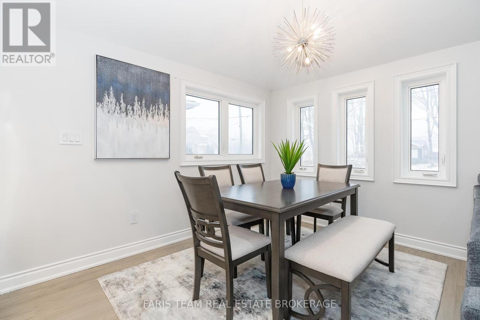 1135 Poplar Drive, Innisfil, Ontario  L0L 1R0 - Photo 11 - N12408833