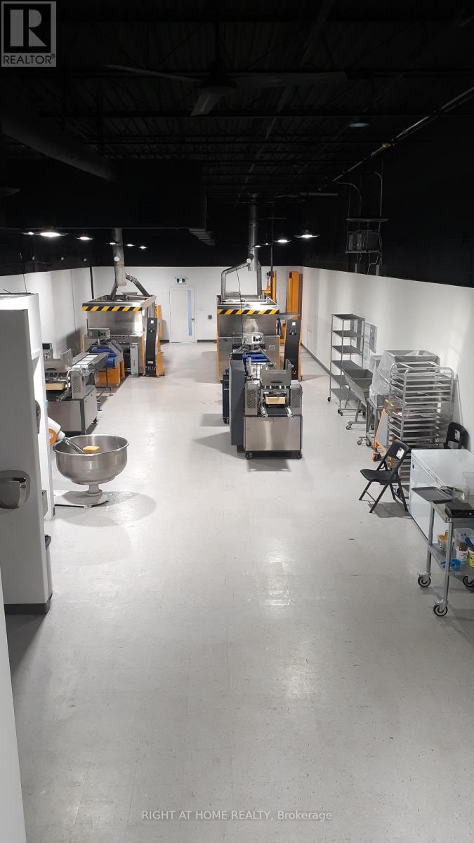 4 - 2050 Steeles Avenue W, Vaughan, Ontario  L4K 2V1 - Photo 6 - N12408841