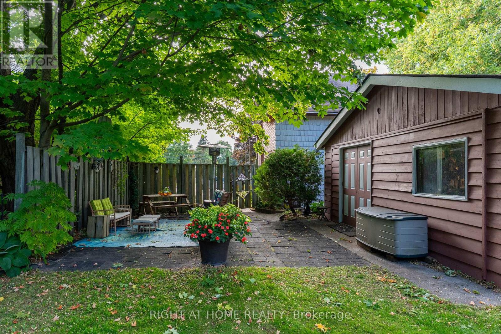 220 Barrie Street, Essa (Thornton), Ontario  L0L 2N0 - Photo 23 - N12408844