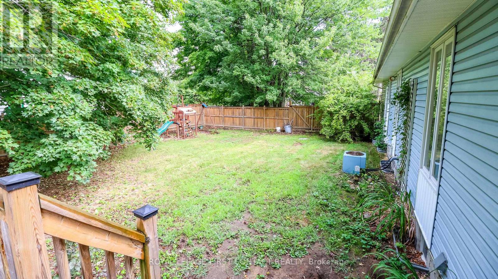 24 Howard Avenue, Tiny, Ontario  L0L 2T0 - Photo 42 - S12408791