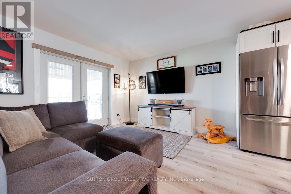 12 Brighton Road, Barrie, Ontario  L4M 6S5 - Photo 20 - S12408848