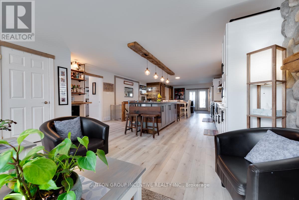 12 Brighton Road, Barrie, Ontario  L4M 6S5 - Photo 9 - S12408848