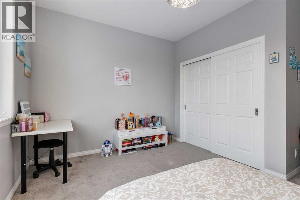 68 Yorkstone Grove Sw, Calgary, Alberta  T2X 4K6 - Photo 31 - A2257472