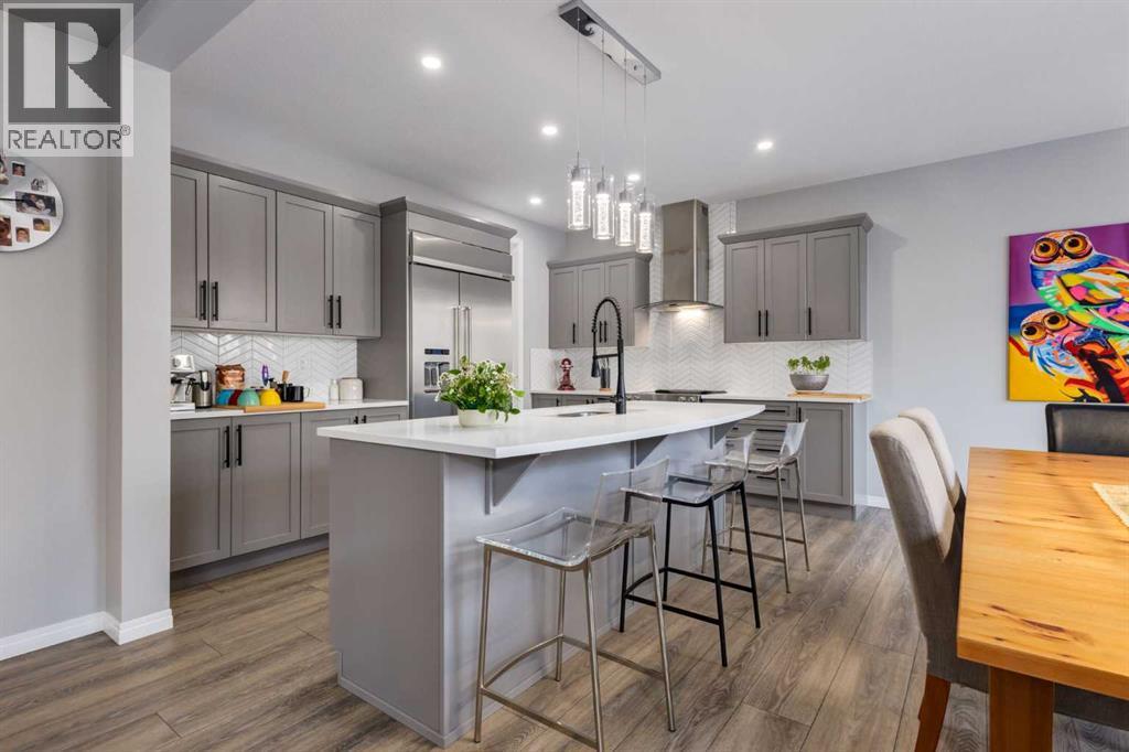 68 Yorkstone Grove Sw, Calgary, Alberta  T2X 4K6 - Photo 4 - A2257472
