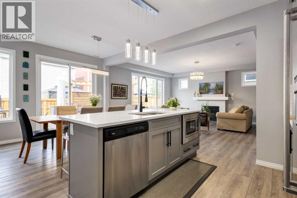 68 Yorkstone Grove Sw, Calgary, Alberta  T2X 4K6 - Photo 6 - A2257472