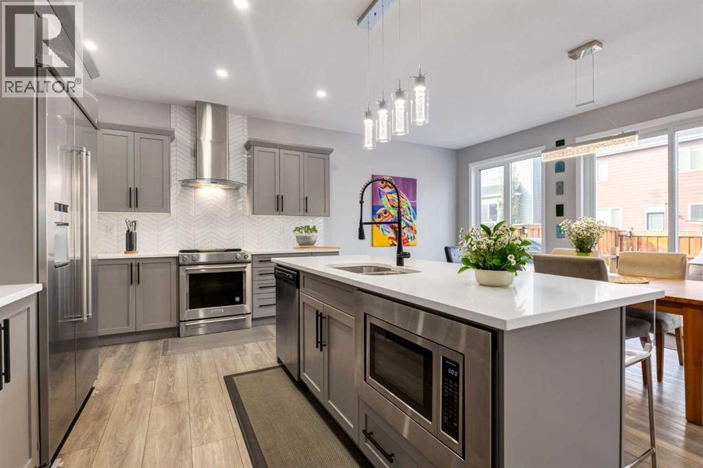 68 Yorkstone Grove Sw, Calgary, Alberta  T2X 4K6 - Photo 8 - A2257472