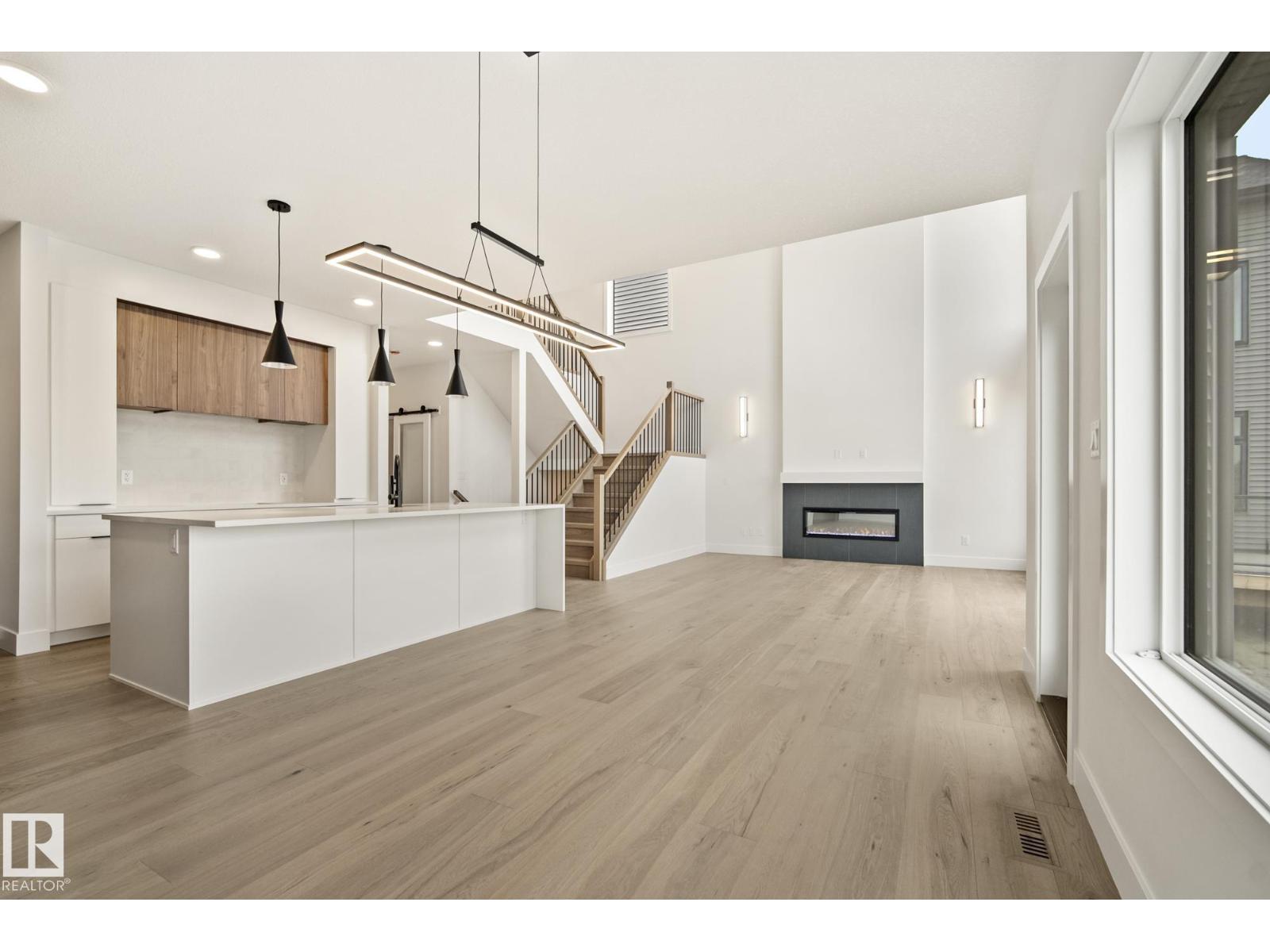 7095 Kiviaq Cr Sw, Edmonton, Alberta  T6W 5N7 - Photo 13 - E4458097
