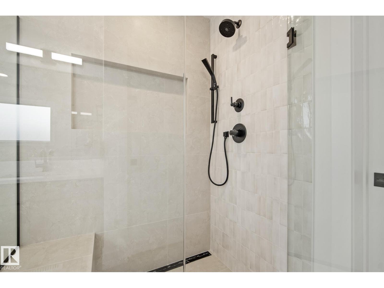 7095 Kiviaq Cr Sw, Edmonton, Alberta  T6W 5N7 - Photo 39 - E4458097