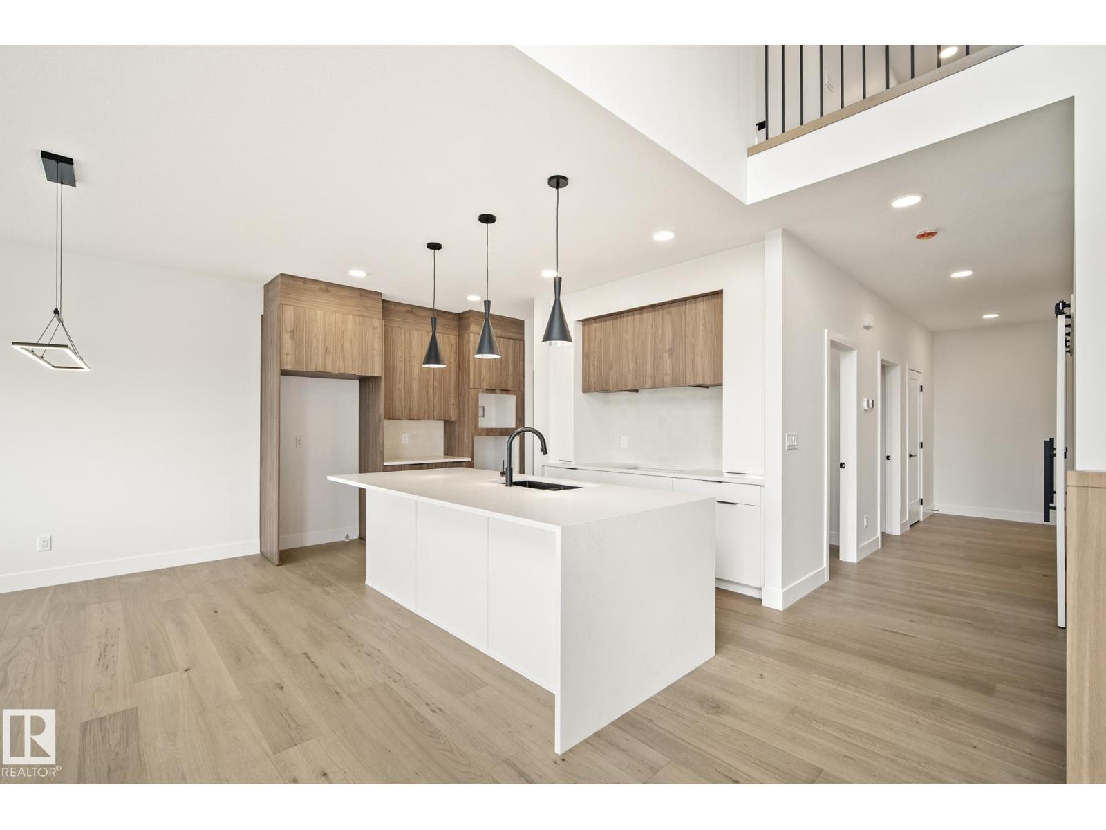 7095 Kiviaq Cr Sw, Edmonton, Alberta  T6W 5N7 - Photo 5 - E4458097