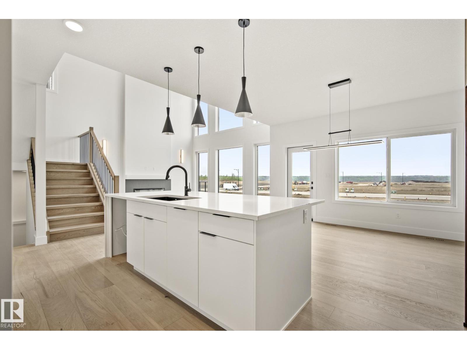 7095 Kiviaq Cr Sw, Edmonton, Alberta  T6W 5N7 - Photo 8 - E4458097