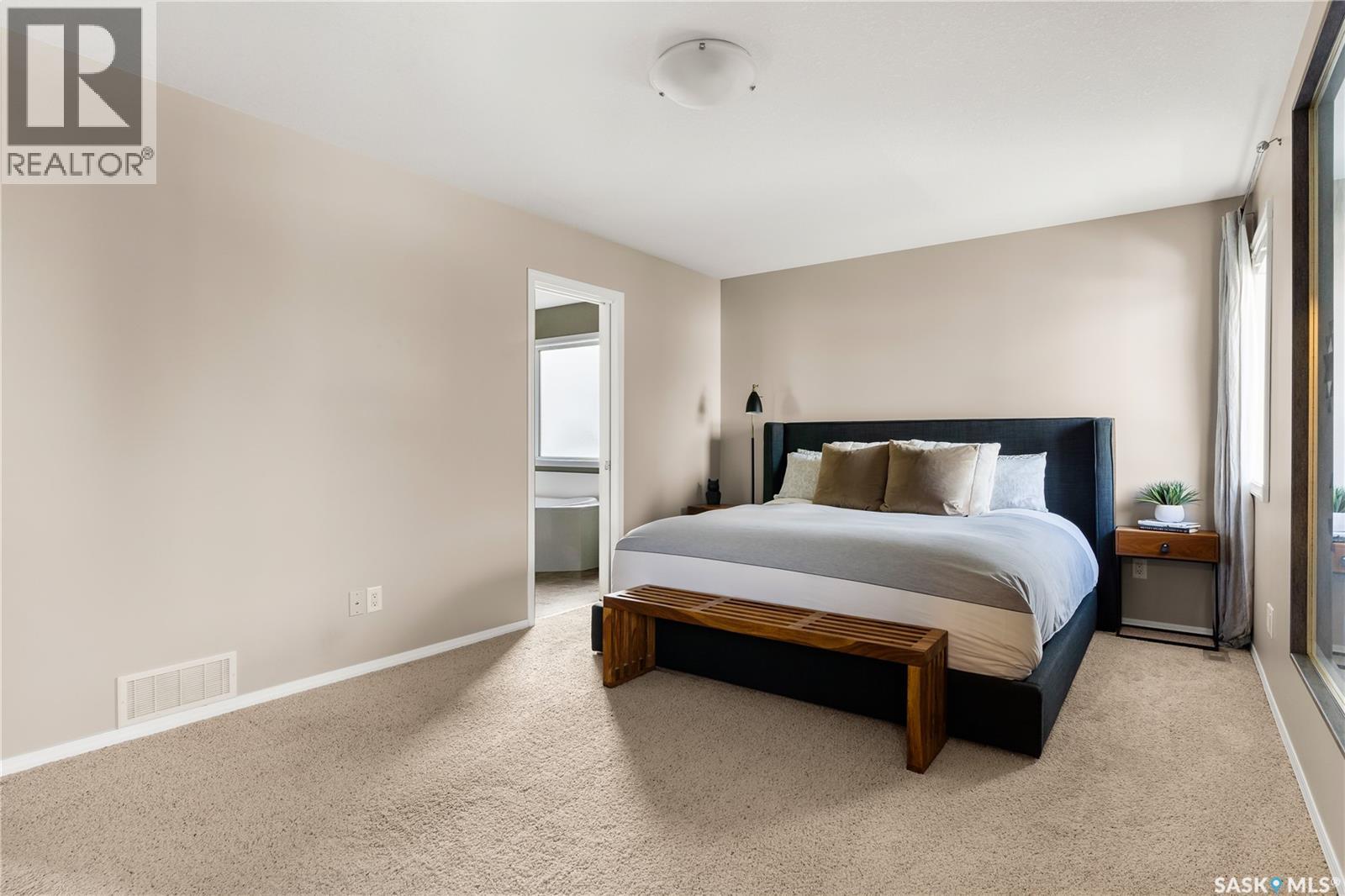 8310 Wascana Gardens Way, Regina, Saskatchewan  S4V 1E9 - Photo 25 - SK018589
