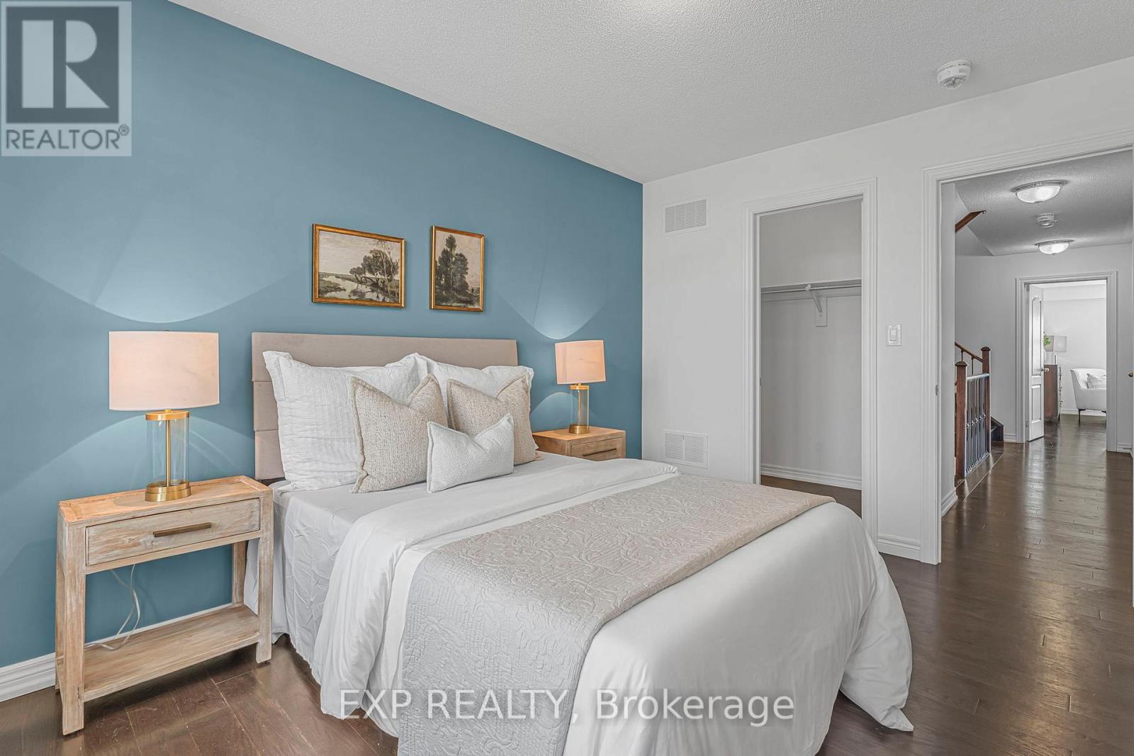 392 Grindstone Trail, Oakville, Ontario  L6H 0S1 - Photo 20 - W12408801