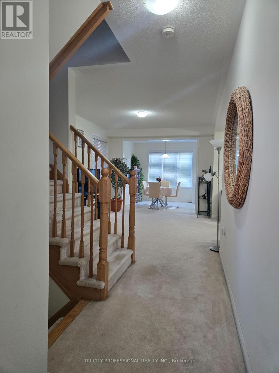 520 Edenbrook Hill Drive, Brampton, Ontario  L7A 4T7 - Photo 15 - W12408810