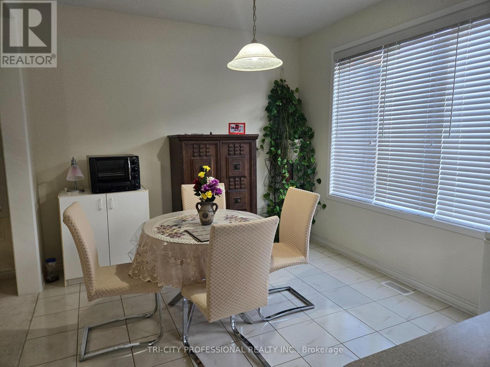 520 Edenbrook Hill Drive, Brampton, Ontario  L7A 4T7 - Photo 29 - W12408810